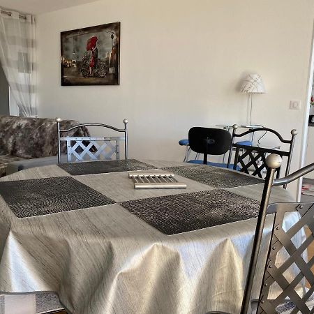 Le Mun-T2, 60M2, Balcons, Parking, Wifi, Linge, Produits, Face A La Gerdarmerie, Vue Cathedrale Reims Bagian luar foto